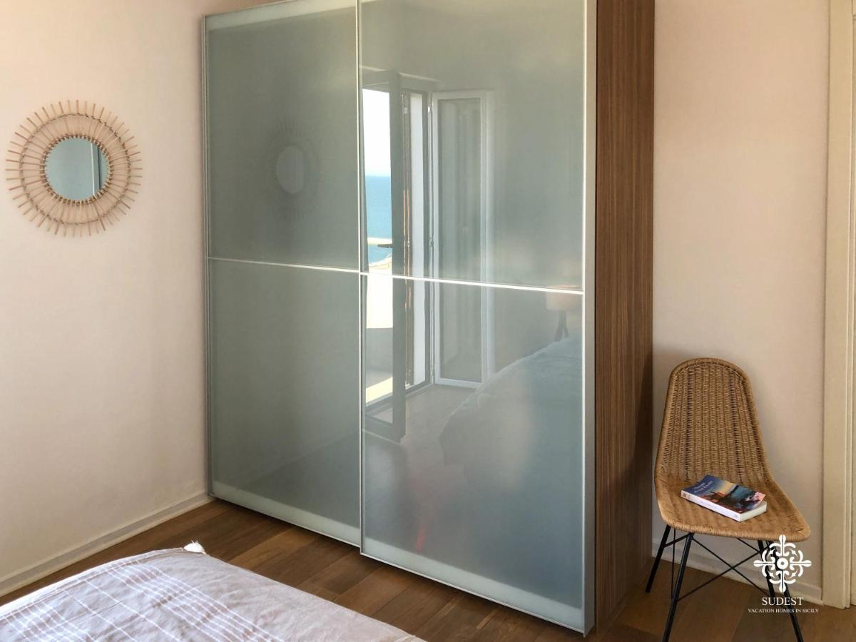 Infinito - Attico Sul Mare Apartment เวียสเต ภายนอก รูปภาพ