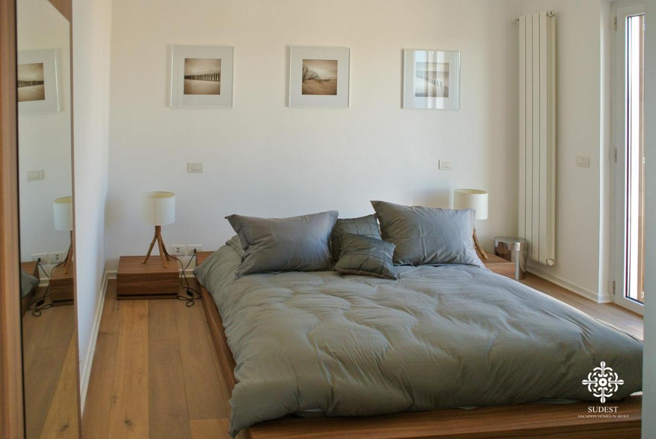 Infinito - Attico Sul Mare Apartment เวียสเต ภายนอก รูปภาพ