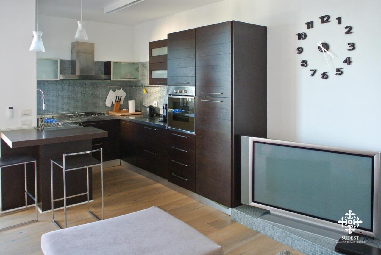 Infinito - Attico Sul Mare Apartment เวียสเต ภายนอก รูปภาพ