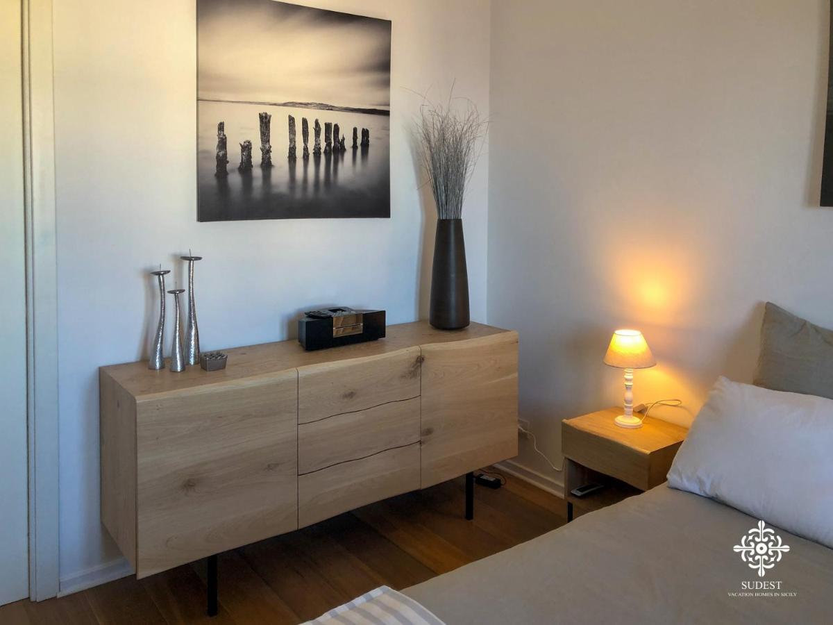 Infinito - Attico Sul Mare Apartment เวียสเต ภายนอก รูปภาพ