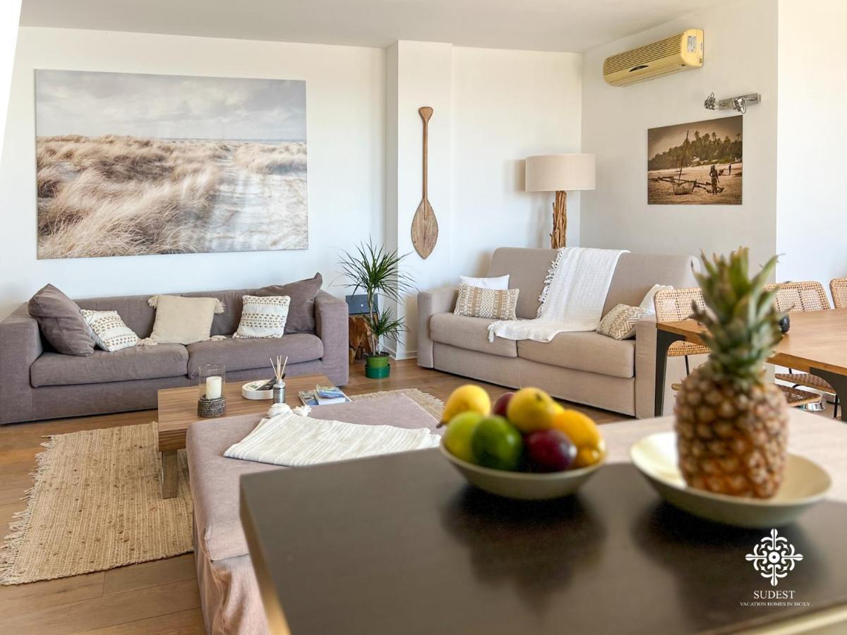 Infinito - Attico Sul Mare Apartment เวียสเต ภายนอก รูปภาพ