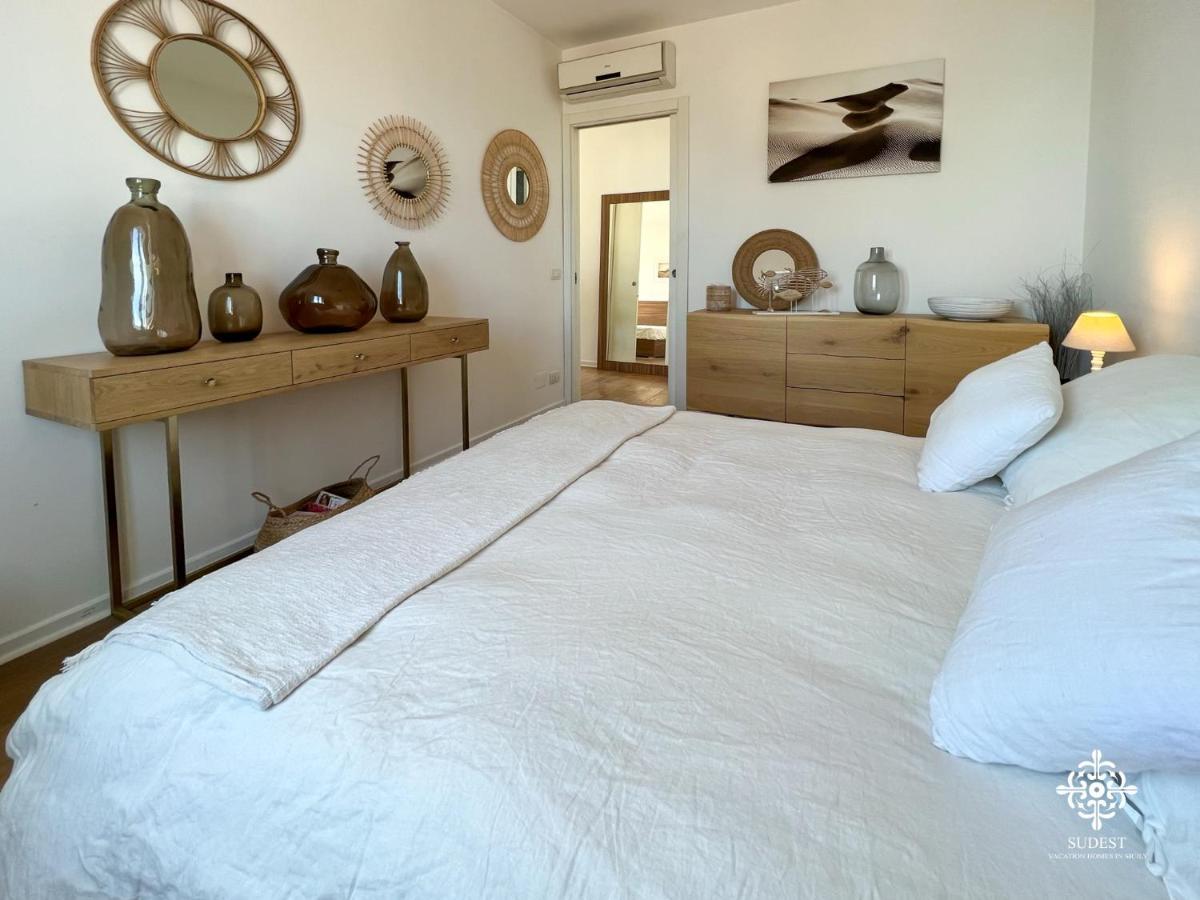 Infinito - Attico Sul Mare Apartment เวียสเต ภายนอก รูปภาพ