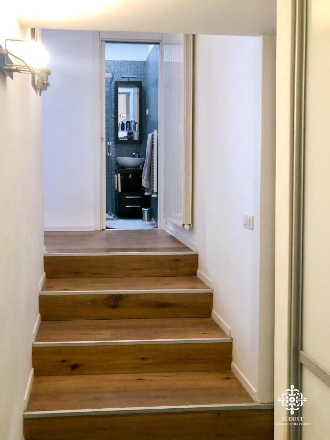 Infinito - Attico Sul Mare Apartment เวียสเต ภายนอก รูปภาพ