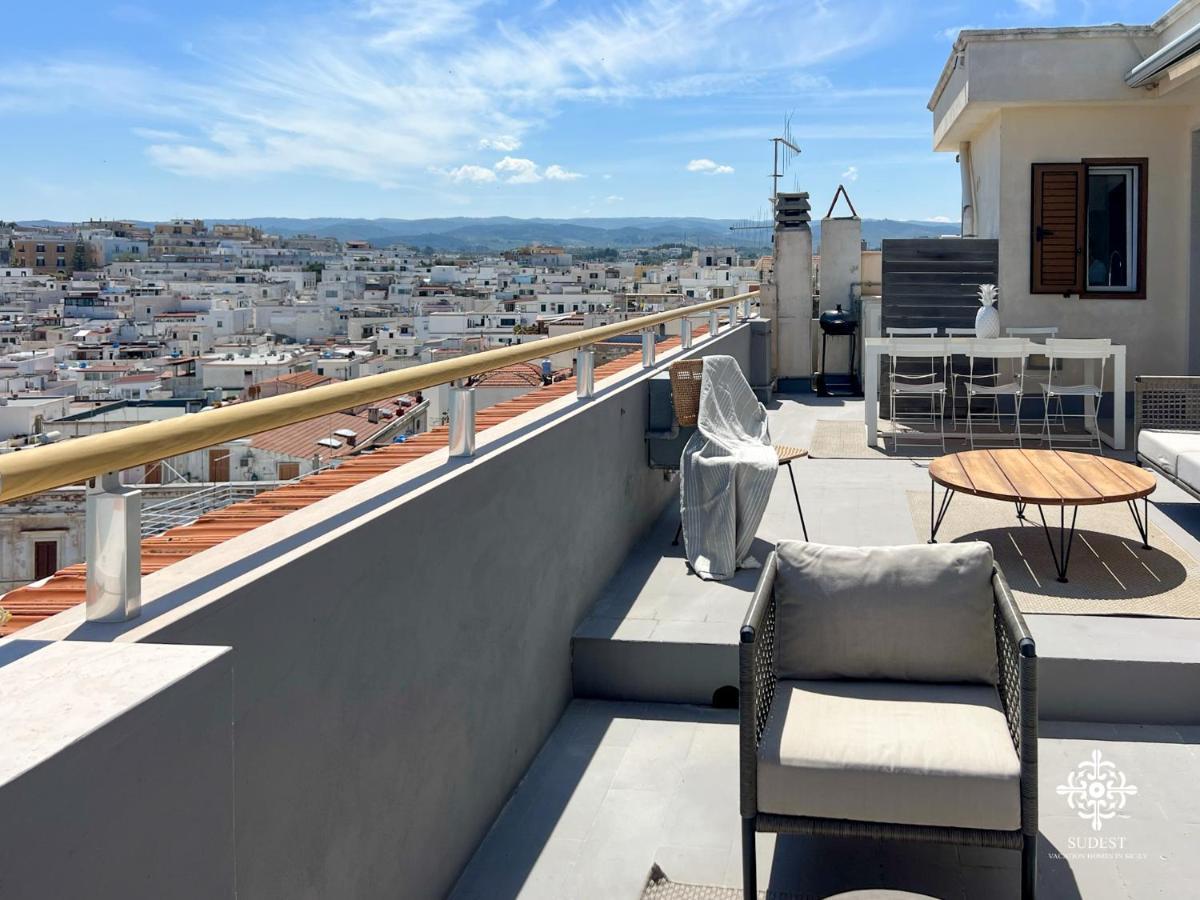 Infinito - Attico Sul Mare Apartment เวียสเต ภายนอก รูปภาพ